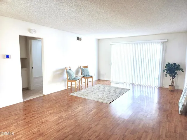 25215 Village 25 WeSellLeisureVillage (3