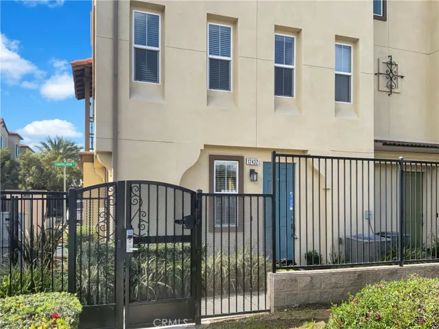 12432 Constellation Street, Eastvale, California 91752