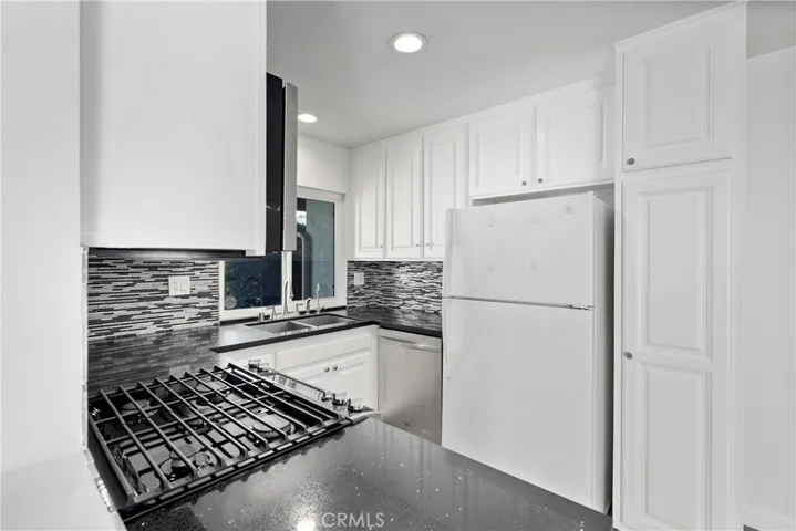 17392 Via Calma 65, Tustin, California 92780