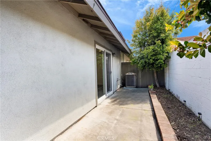 17392 Via Calma 65, Tustin, California 92780