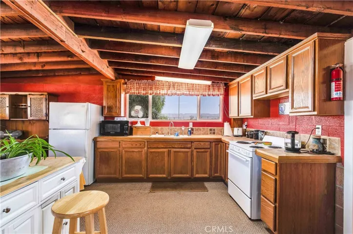 1388 Hales Drive, 29 Palms, California 92277