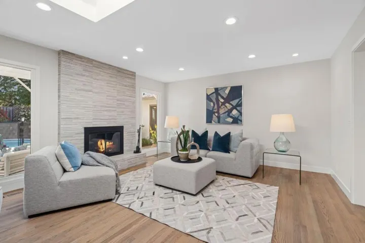 20372 Miljevich Drive, Saratoga, California 95070
