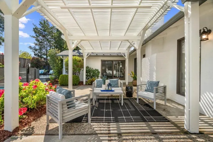 20372 Miljevich Drive, Saratoga, California 95070