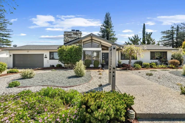 20372 Miljevich Drive, Saratoga, California 95070