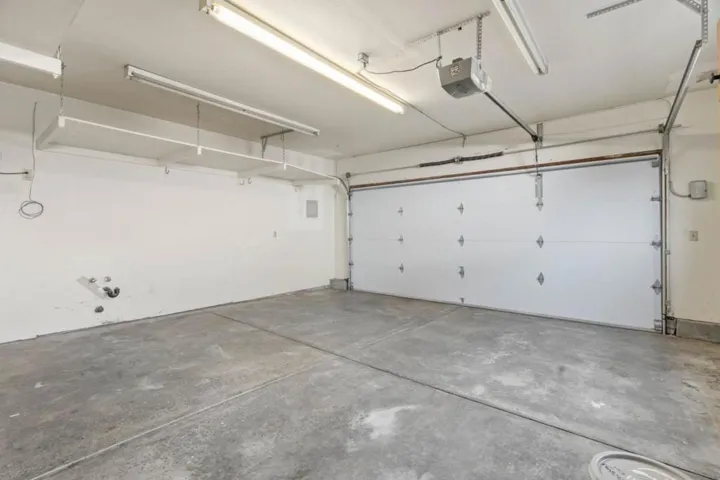 20372 Miljevich Drive, Saratoga, California 95070