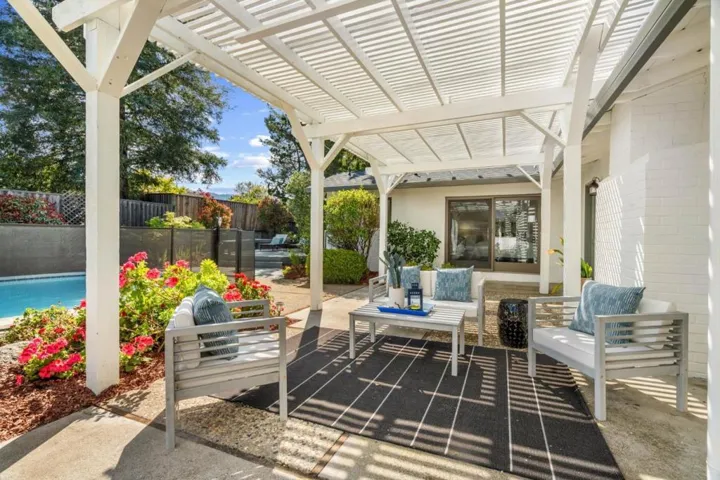 20372 Miljevich Drive, Saratoga, California 95070