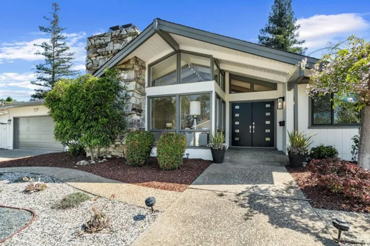 20372 Miljevich Drive, Saratoga, California 95070