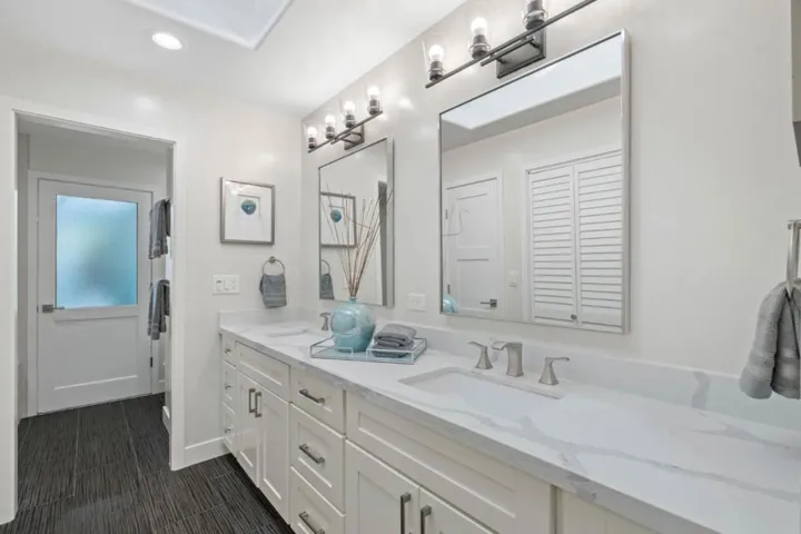 20372 Miljevich Drive, Saratoga, California 95070