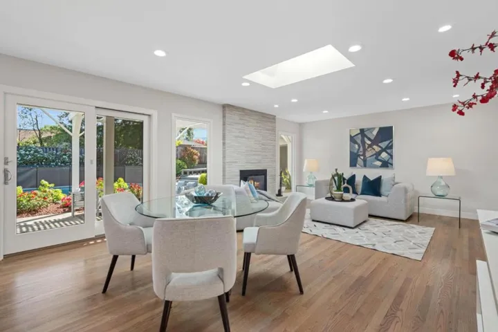 20372 Miljevich Drive, Saratoga, California 95070