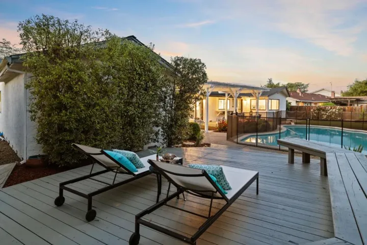 20372 Miljevich Drive, Saratoga, California 95070