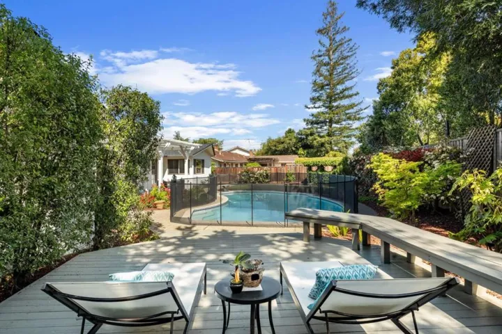 20372 Miljevich Drive, Saratoga, California 95070