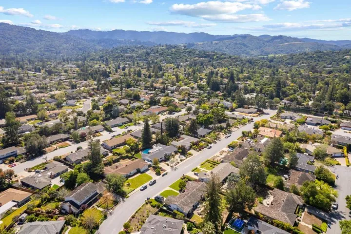 20372 Miljevich Drive, Saratoga, California 95070
