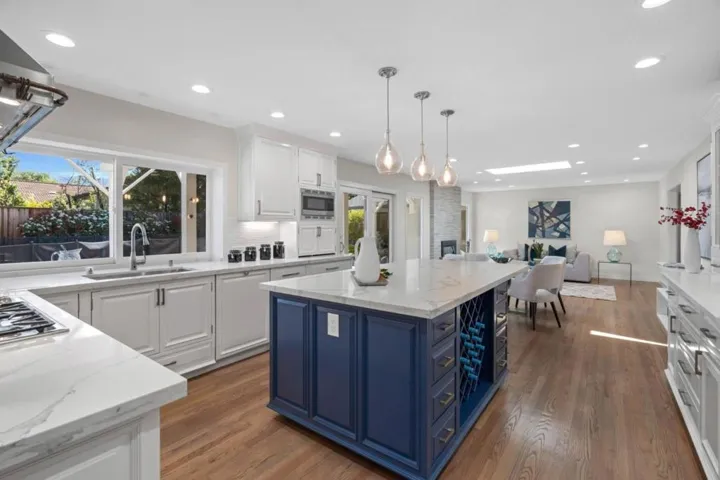 20372 Miljevich Drive, Saratoga, California 95070