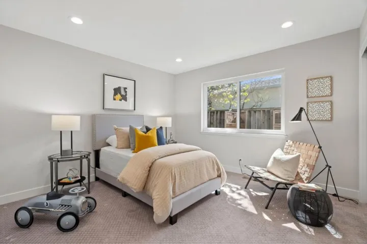 20372 Miljevich Drive, Saratoga, California 95070