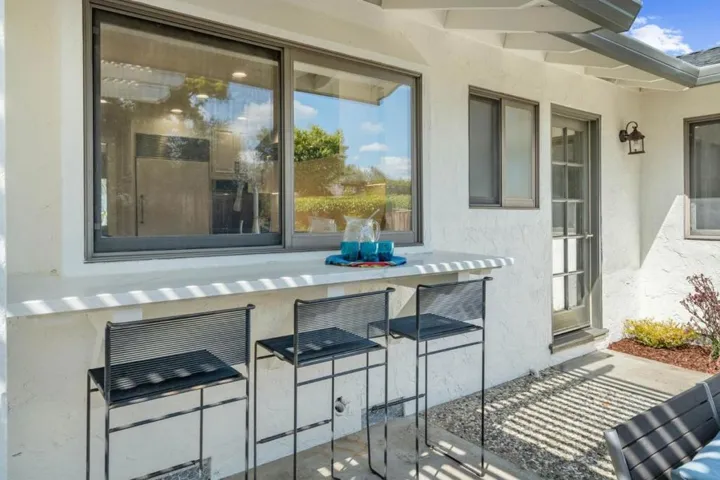 20372 Miljevich Drive, Saratoga, California 95070