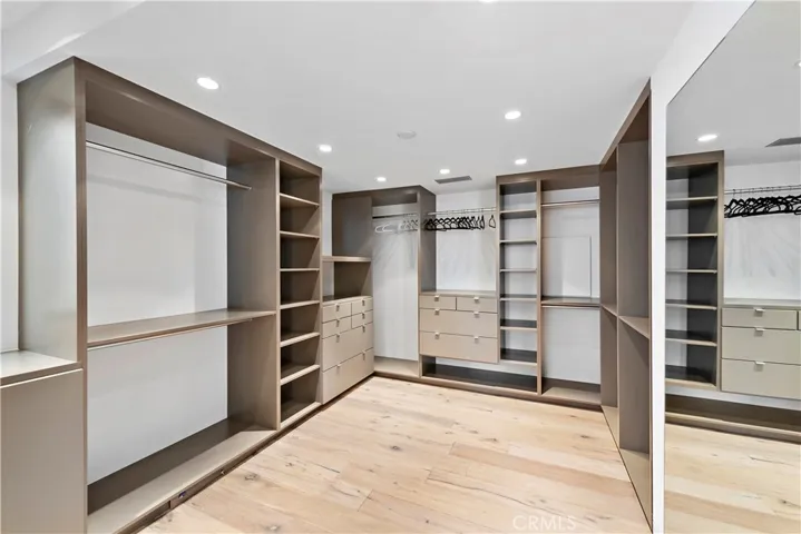 2623 Victoria Drive, Laguna Beach, California 92651