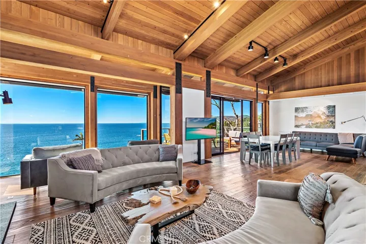 2623 Victoria Drive, Laguna Beach, California 92651