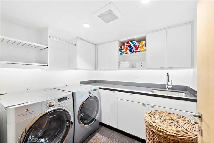 2623 Victoria Drive, Laguna Beach, California 92651