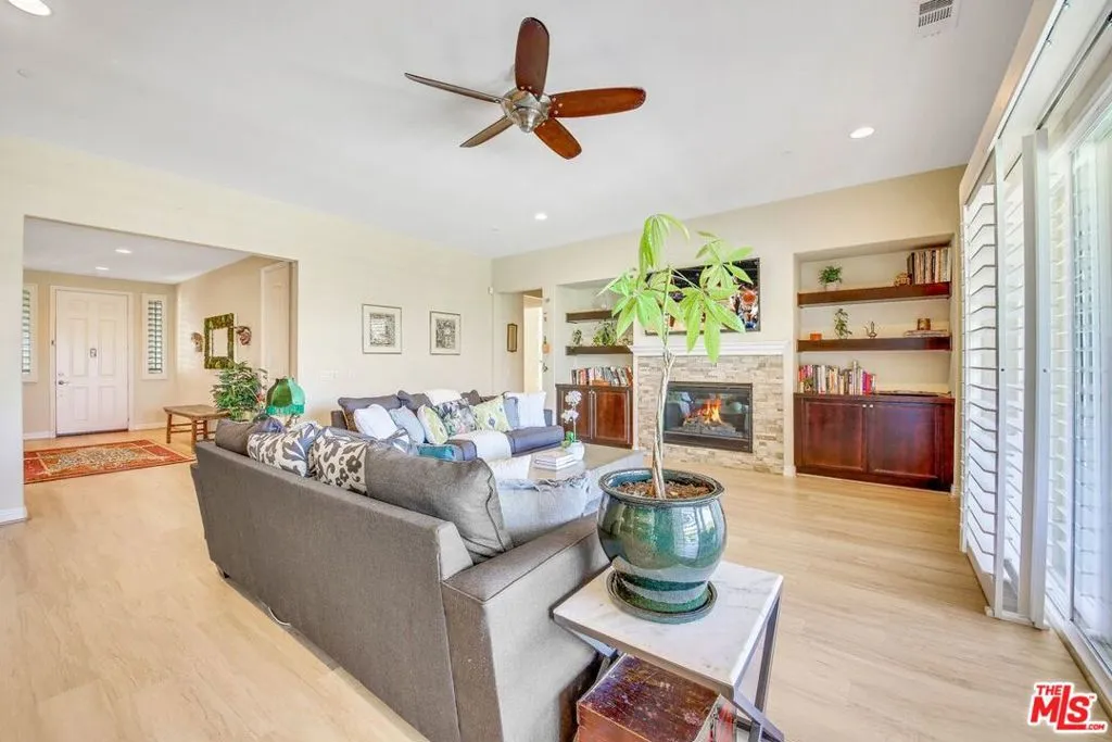 73680 Picasso Drive, Palm Desert, California 92211 home-pic-26