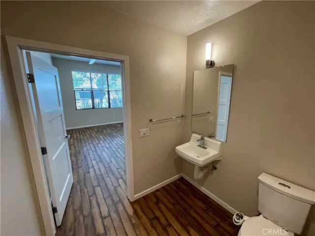 501 W Maple Avenue, Orange, California 92868