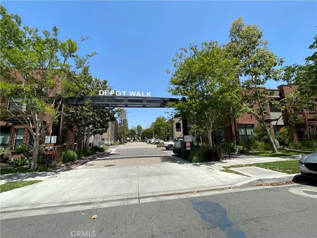 501 W Maple Avenue, Orange, California 92868