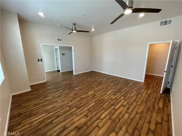 501 W Maple Avenue, Orange, California 92868