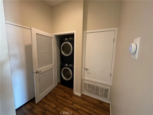 501 W Maple Avenue, Orange, California 92868