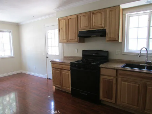 25000 Saxon Drive, Crestline, California 92325