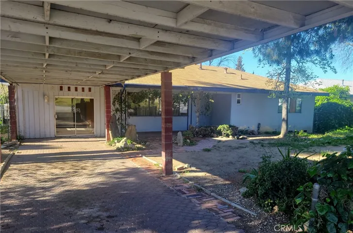 Carport