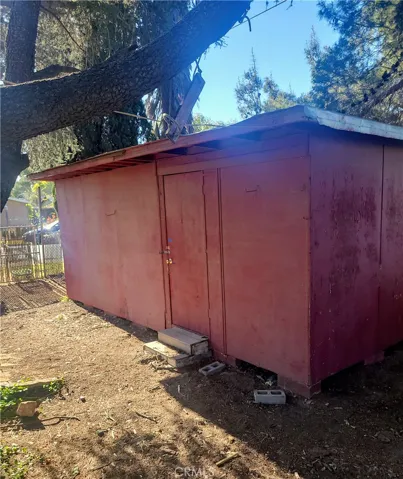 Shed