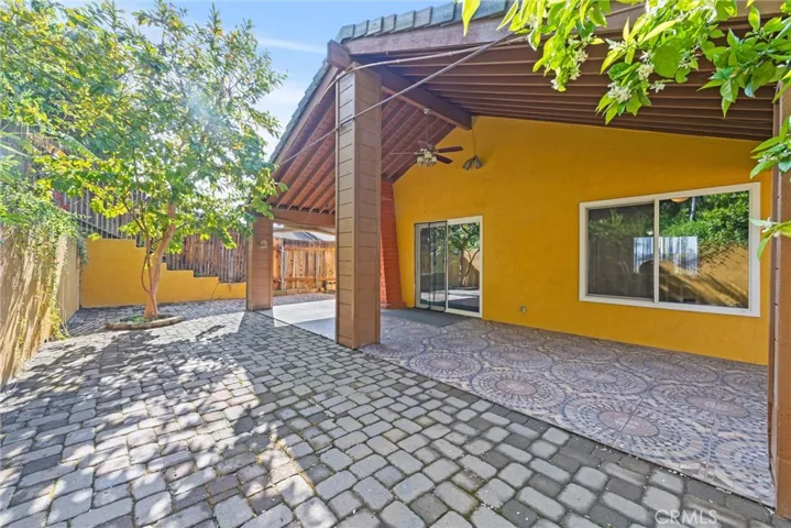 5804 Medio Luna Avenue, Bakersfield, California 93306