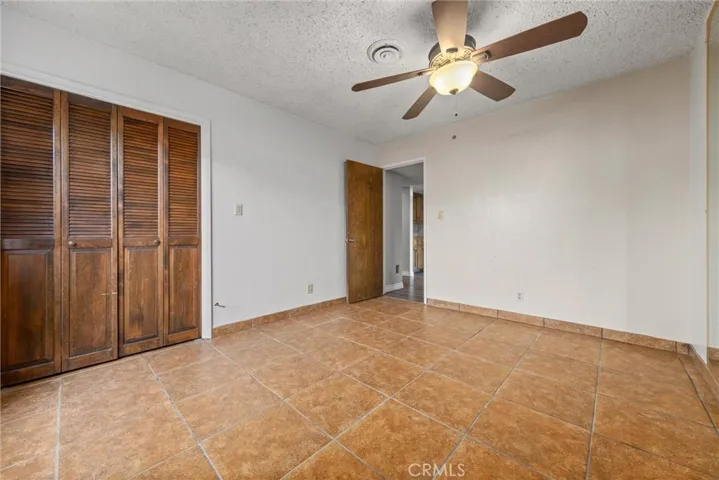 5804 Medio Luna Avenue, Bakersfield, California 93306