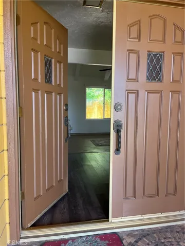 5804 Medio Luna Avenue, Bakersfield, California 93306