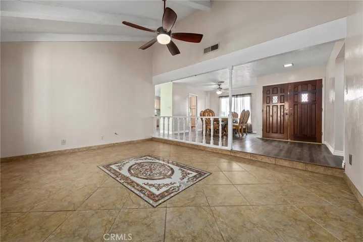 5804 Medio Luna Avenue, Bakersfield, California 93306