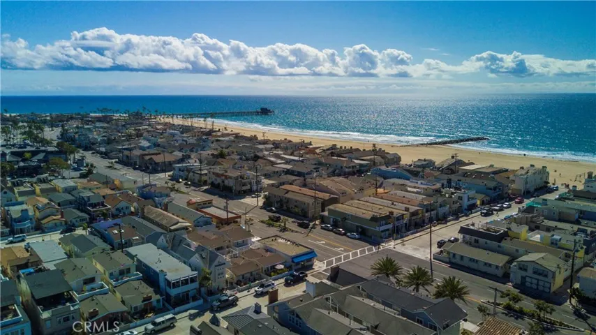 202 30th Street B, Newport Beach, California 92663