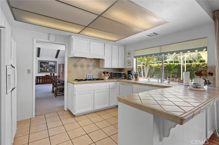2431 Sarandi Grande Drive, Hacienda Heights, California 91745