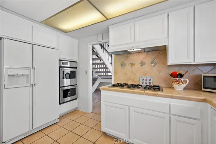 2431 Sarandi Grande Drive, Hacienda Heights, California 91745