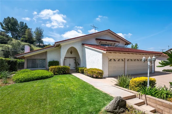 2431 Sarandi Grande Drive, Hacienda Heights, California 91745