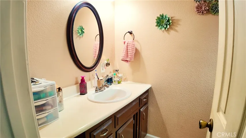 2263 1st Street, Atwater, California 95301