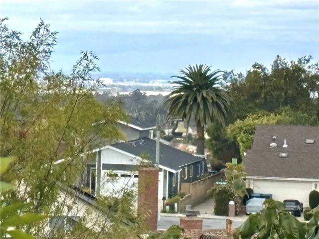 27065 Via San Diego, Mission Viejo, California 92691