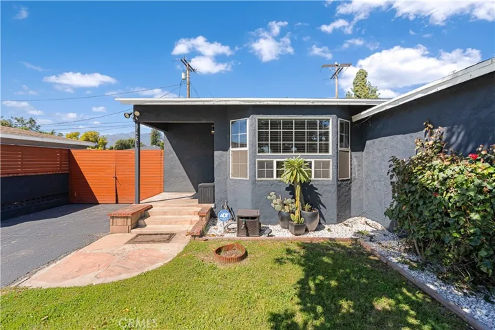 231 E Wyland Way, Monrovia, California 91016