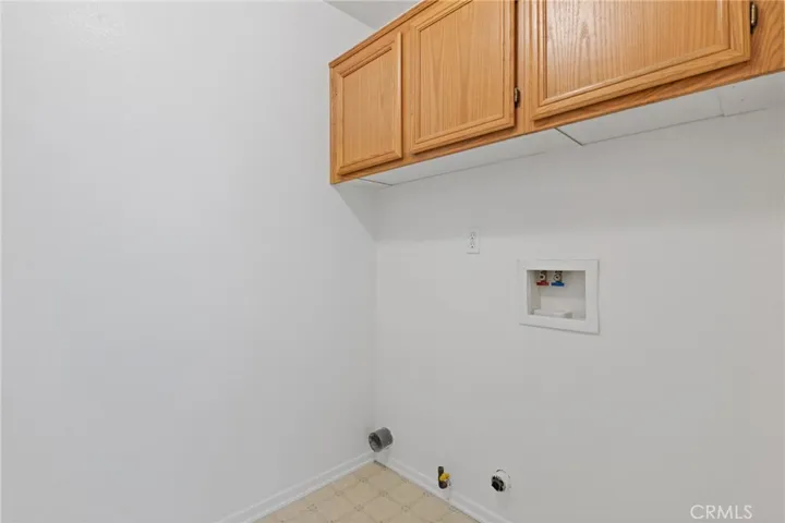 Laundry Rm