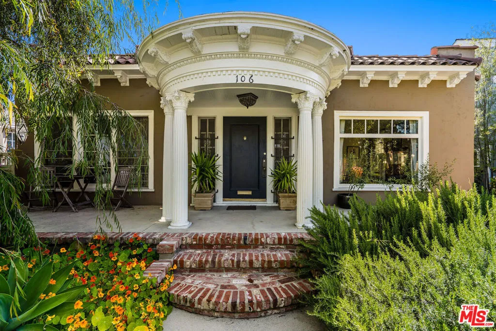 106 N Ridgewood Place, Los Angeles, California 90004 home-pic-0
