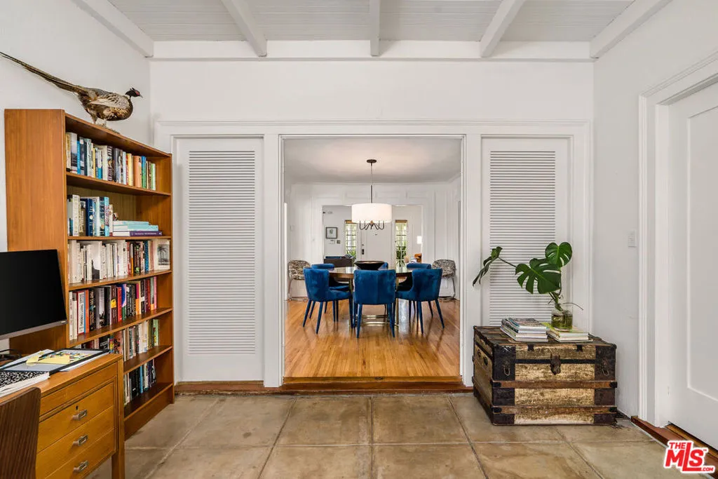 106 N Ridgewood Place, Los Angeles, California 90004 home-pic-14