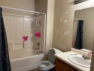 1801 Rockview Way, Coalinga, California 93210