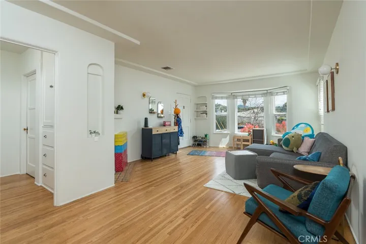 4053 Somers Avenue, Los Angeles, California 90065