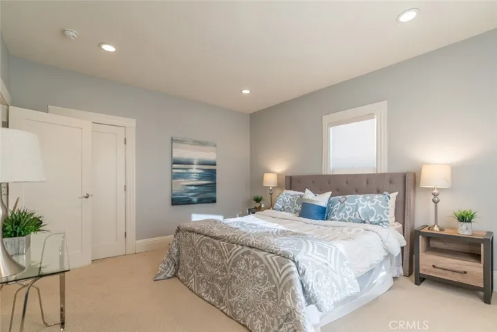 1329 Linwood Avenue, Los Angeles, California 90017