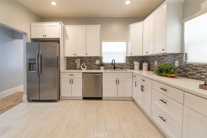 1329 Linwood Avenue, Los Angeles, California 90017
