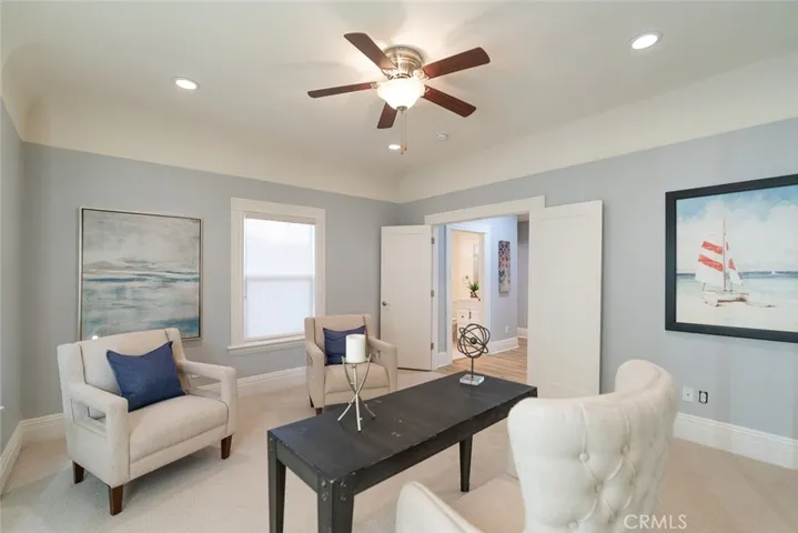1329 Linwood Avenue, Los Angeles, California 90017