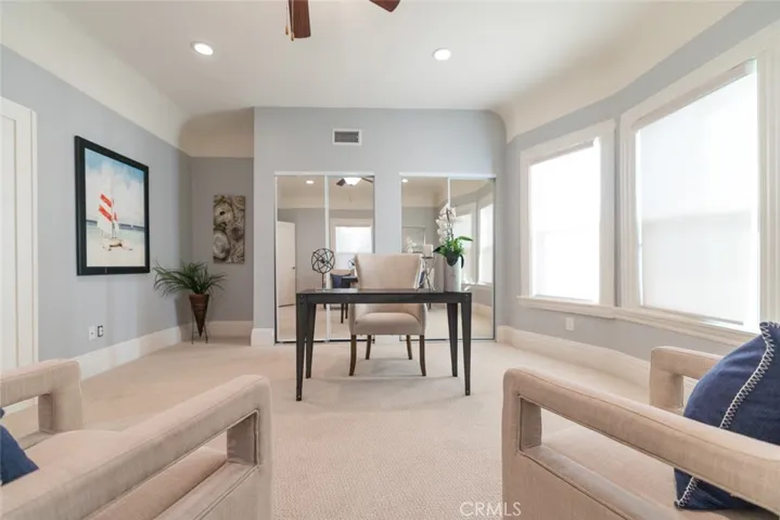 1329 Linwood Avenue, Los Angeles, California 90017